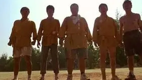 《范戴克揭秘：失误虽难免，关键在应对之道，更衣室正能量满满》